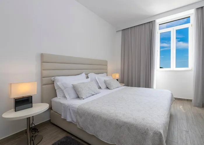 Banje Beach Oasis Apartment